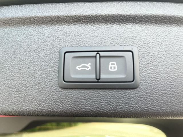 Audi A3 30 TFSI S-Line S-Tronic Sportback