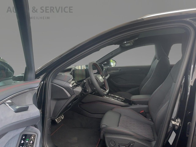 Audi A6 Avant Quattro S-Tronic