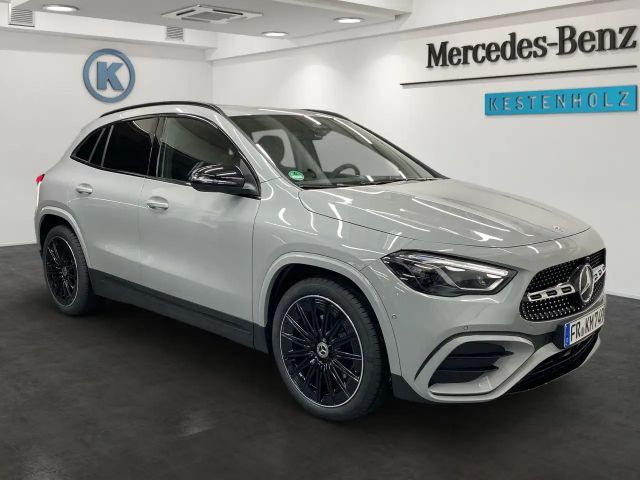 Mercedes-Benz GLA 200 AMG Line