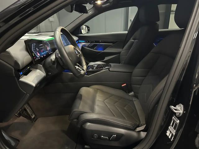 BMW 520 520d M-Sport Sedan