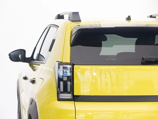 Fiat Grande Panda E La Prima