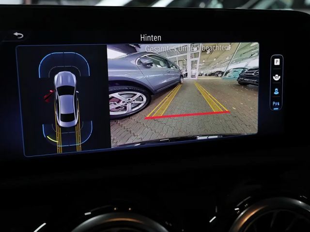 Mercedes-Benz CLA 200 AMG Line Coupé