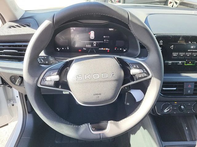 Skoda Kamiq Essence TSI