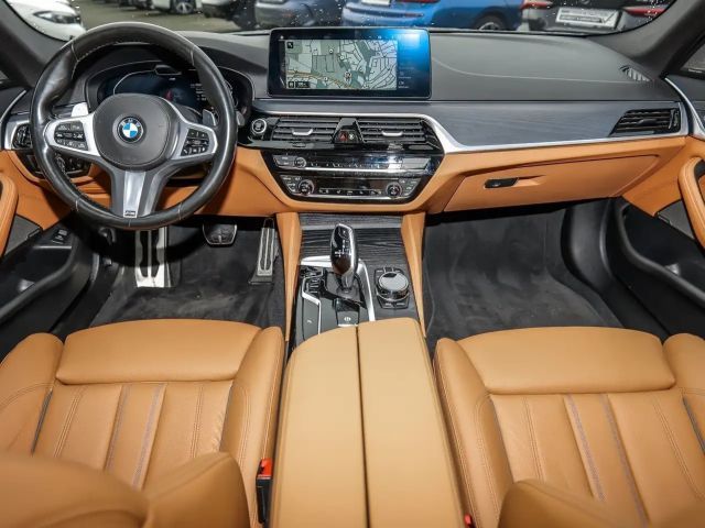 BMW 530 530d M-Sport Touring xDrive