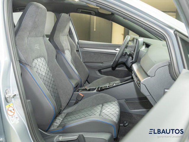 Volkswagen Golf Golf 1,5     R-L  BT110eTSID7F