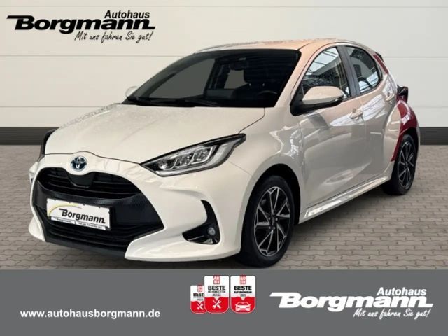 Toyota Yaris Hatchback Hybride Team D