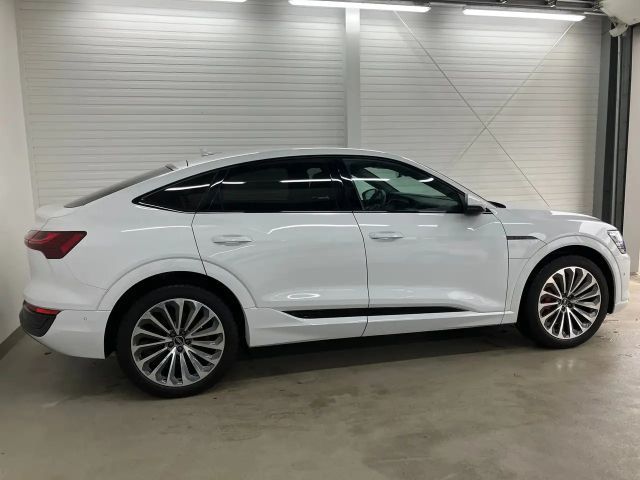 Audi Q8 e-tron 50 Business Quattro