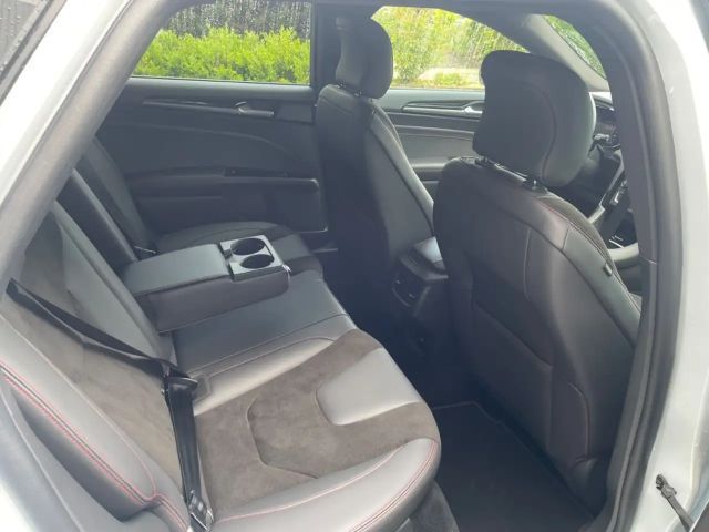 Ford Mondeo ST Line Wagon