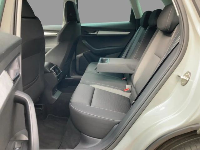 Skoda Karoq 1.5 TSI ACT Tour