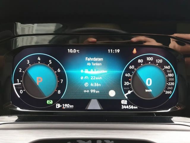 Volkswagen Golf 1.5 eTSI DSG IQ.Drive Style