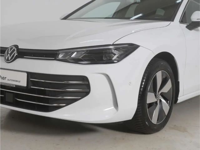 Volkswagen Passat 1.5 eTSI Business DSG