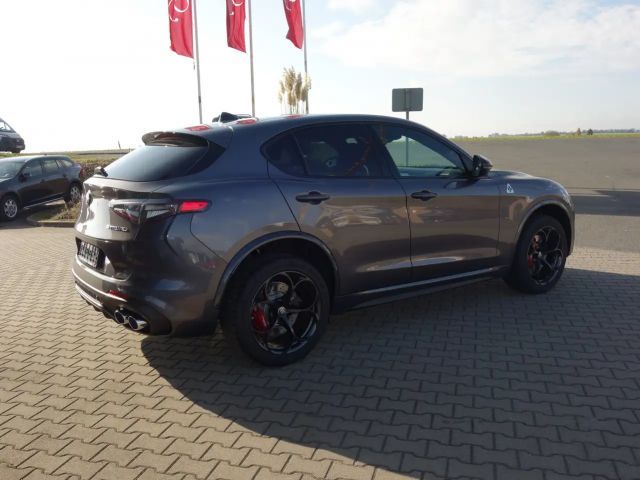 Alfa Romeo Stelvio Quadrifoglio