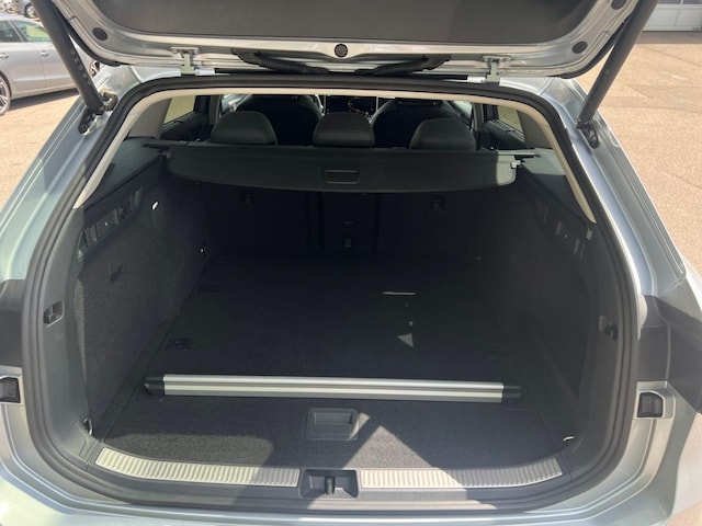 Volkswagen Passat 2.0 TDI Business DSG Variant