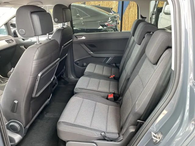 Volkswagen Touran DSG Life