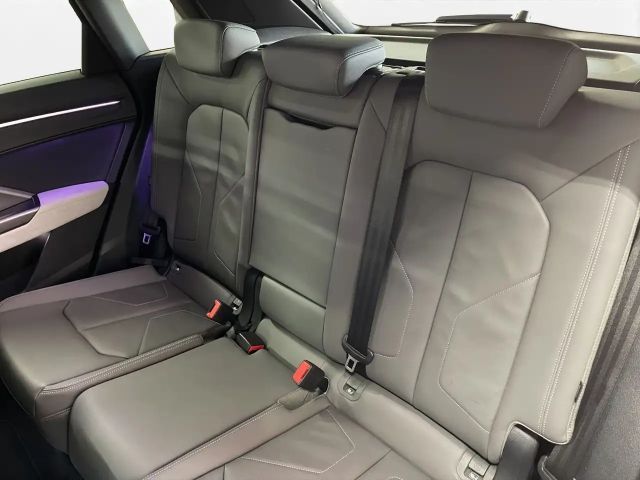 Audi Q3 35 TFSI S-Line