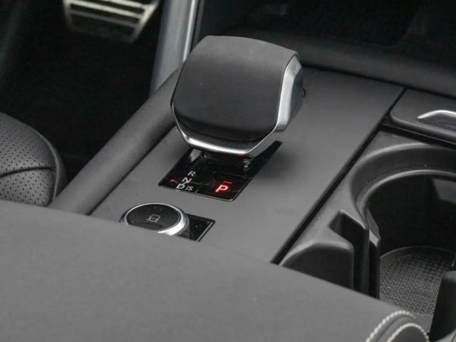 Land Rover Discovery Dynamic SE