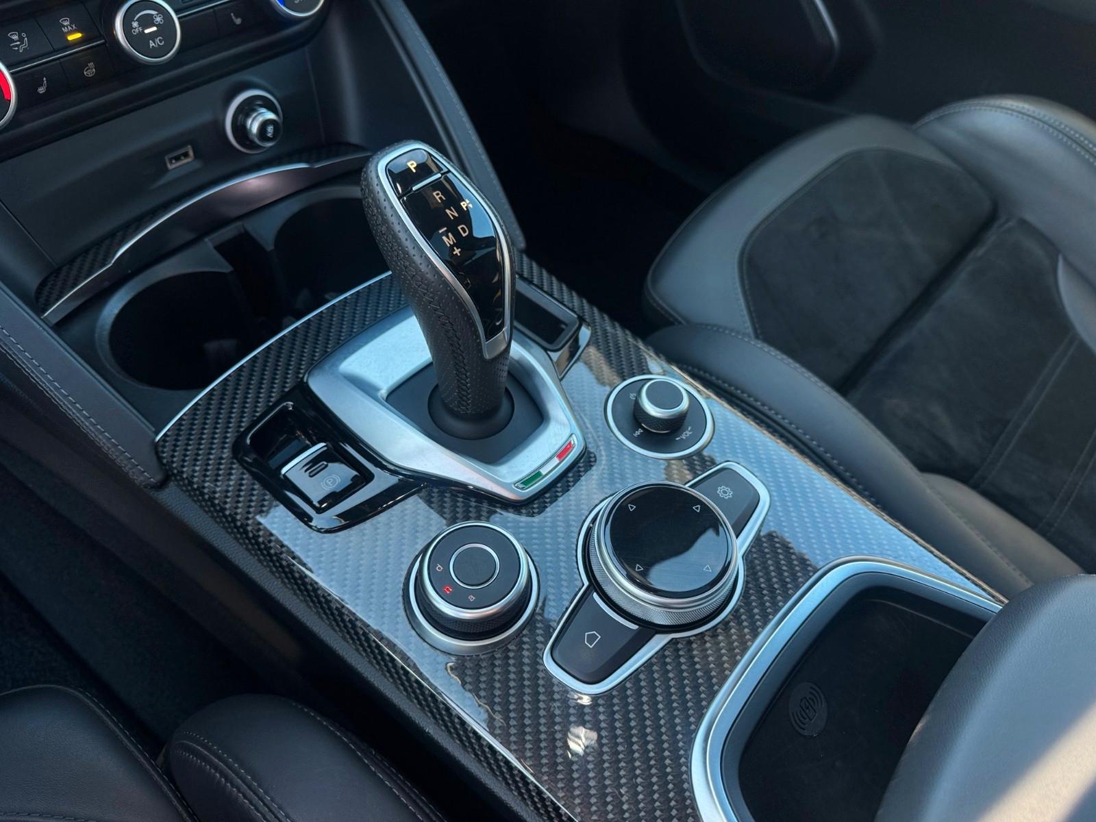 Alfa Romeo Stelvio Veloce