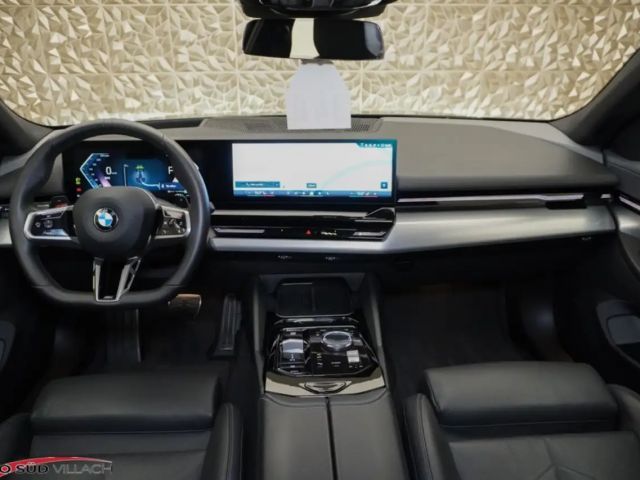 BMW 520 520d M-Sport Touring xDrive