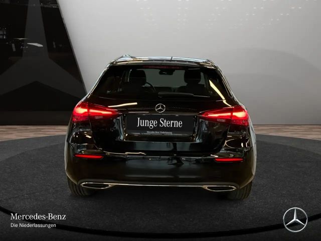 Mercedes-Benz A 200 Progressive