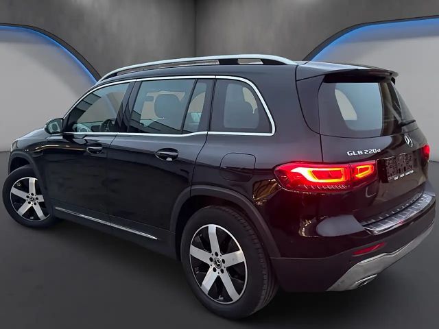 Mercedes-Benz GLB 220 GLB 220 d
