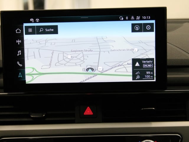 Audi A4 30 TDI S-Tronic Sedan