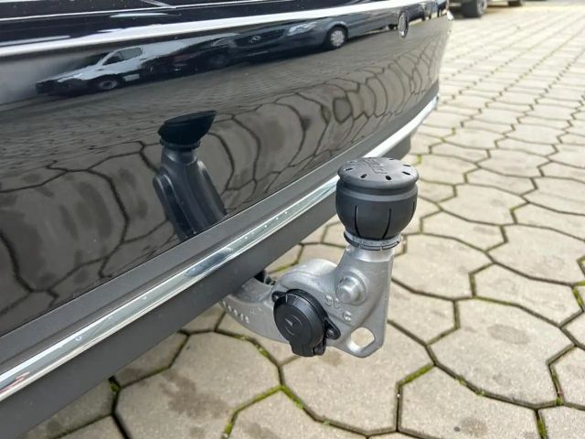 Mercedes-Benz C 200 AVANTGARDE Estate