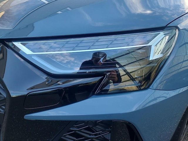 Audi RS3 Quattro S-Tronic Sedan