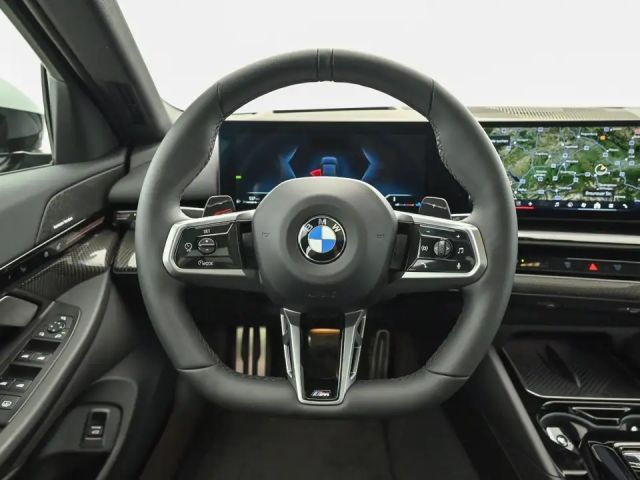 BMW 520 520d M-Sport Sedan xDrive