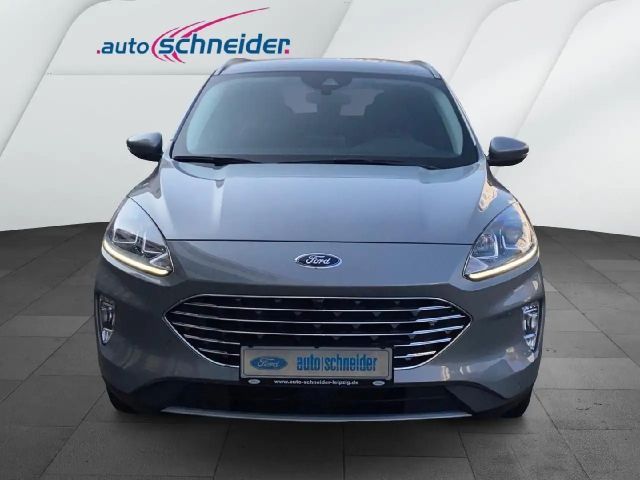 Ford Kuga Hybrid Titanium