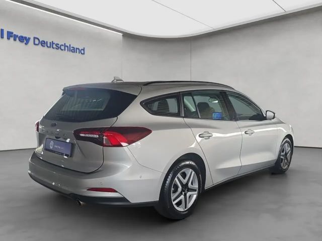 Ford Focus Cool & Connect EcoBoost Wagon