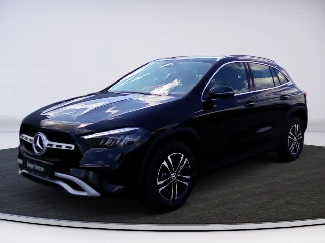 Mercedes-Benz GLA 180 Ö-Edition
