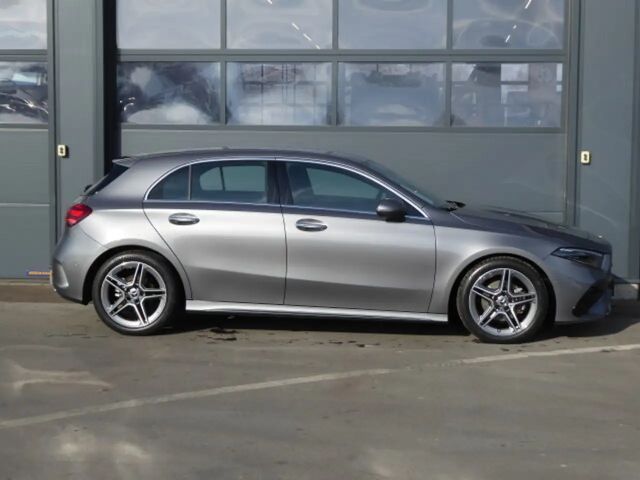 Mercedes-Benz A 180 AMG Line