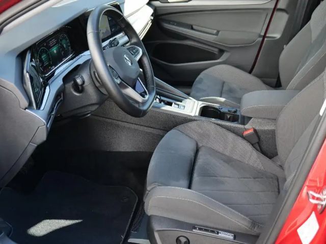 Volkswagen Golf 1.5 eTSI DSG Golf VIII Style