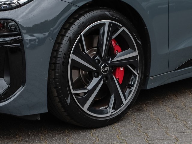 Audi A6 e-tron Avant Quattro