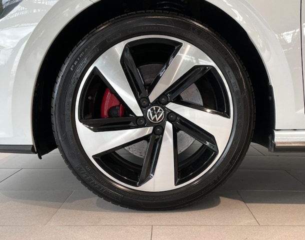 Volkswagen Polo 2.0 TSI DSG