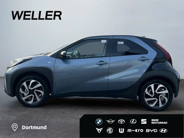 Toyota Aygo X Bi-Tone Hatchback