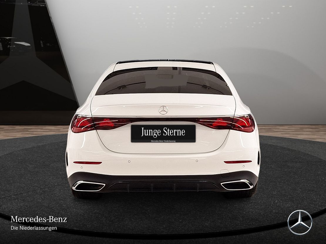 Mercedes-Benz E 200 AMG Line Sedan