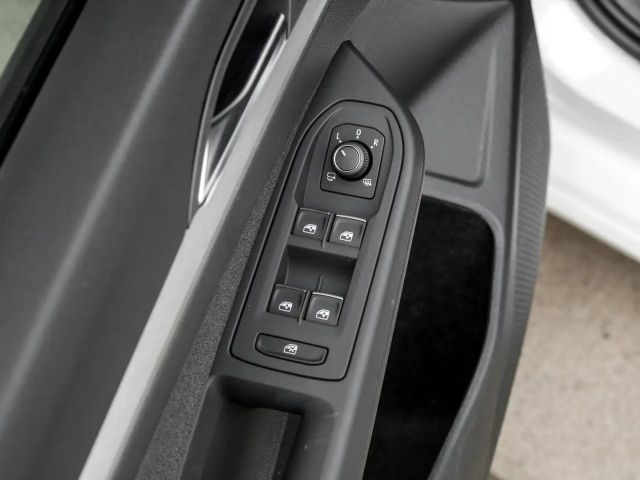 Volkswagen Golf 1.5 TSI Golf VIII Life