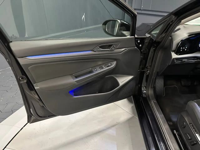 Volkswagen Golf 1.5 eTSI DSG Style Variant