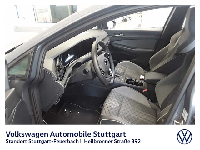 Volkswagen Golf 1.5 eTSI DSG R-Line