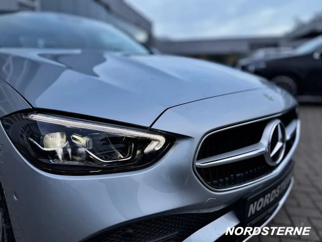 Mercedes-Benz C 180 AVANTGARDE Sedan