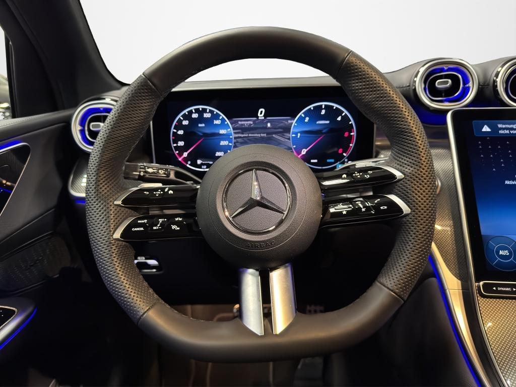 Mercedes-Benz GLC 300 AMG Line GLC 300 d