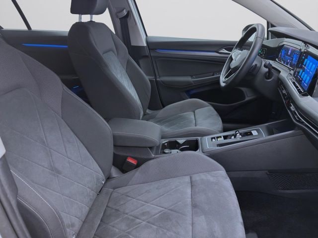 Volkswagen Golf 1.5 eTSI DSG Style