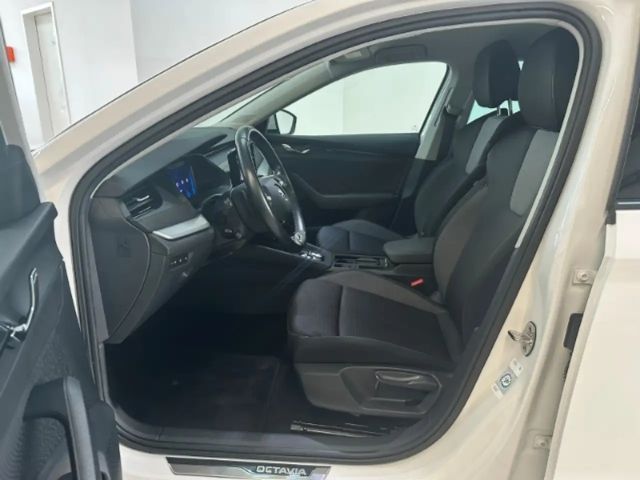 Skoda Octavia 2.0 TDI Combi Tour