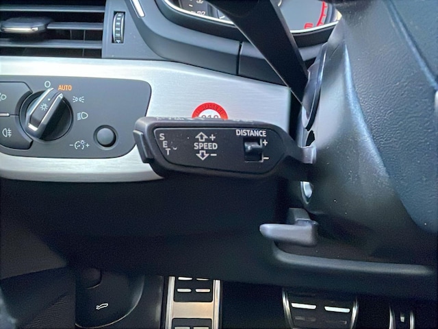 Audi S4 Avant Quattro