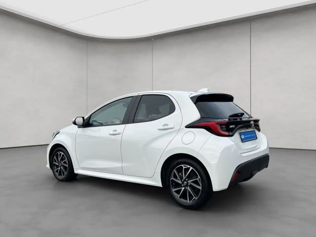 Toyota Yaris Hybride Team D VVT-i