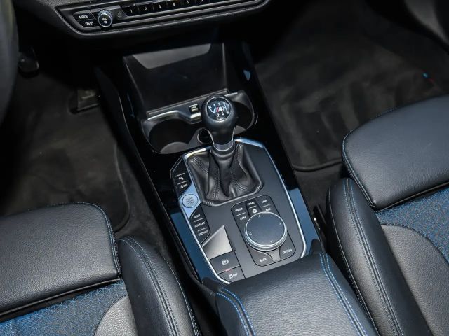 BMW 118 118i M-Sport Sedan