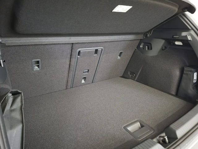 Volkswagen Golf DSG Sport