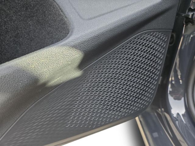 Volkswagen Golf 2.0 TDI DSG Life Variant