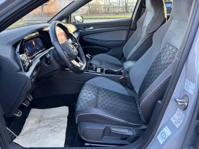 Volkswagen Golf 1.5 TSI R-Line Variant